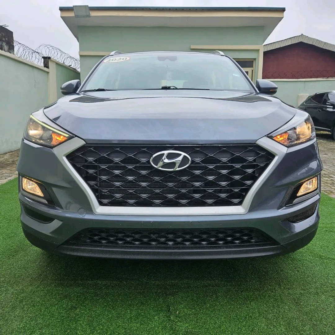 Well-maintained 2020 Hyundai Tucson is in excellent condition and ready for it's new owner.