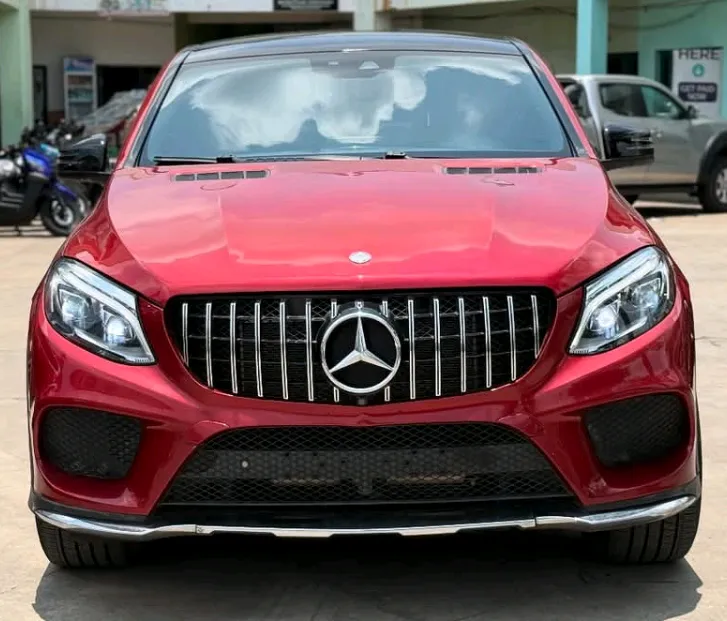 Red Benzs