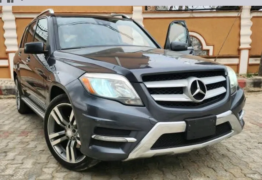 Black Clean Mercedes Benz 