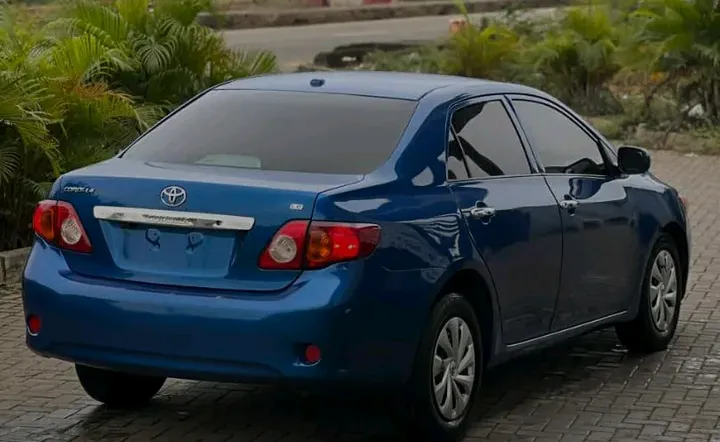 Blue clean Toyota Corolla 