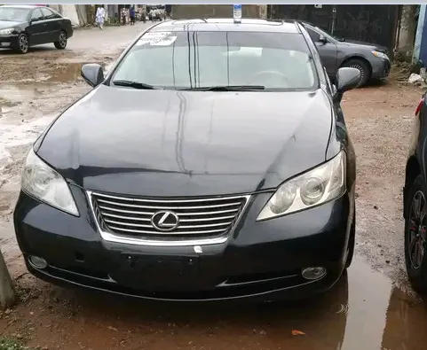 Clean Lexus 