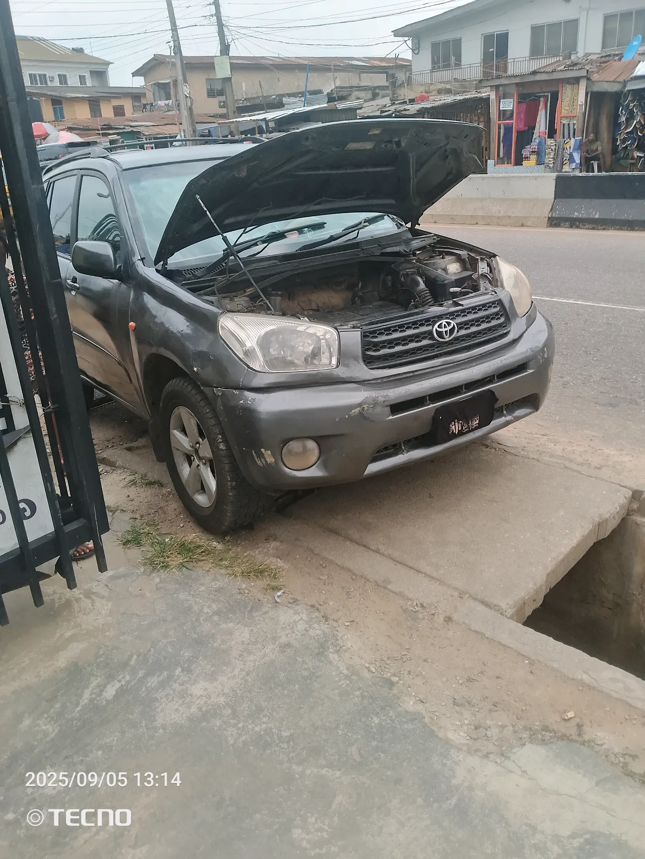 Haruna B/Stop, College road, Lagos.