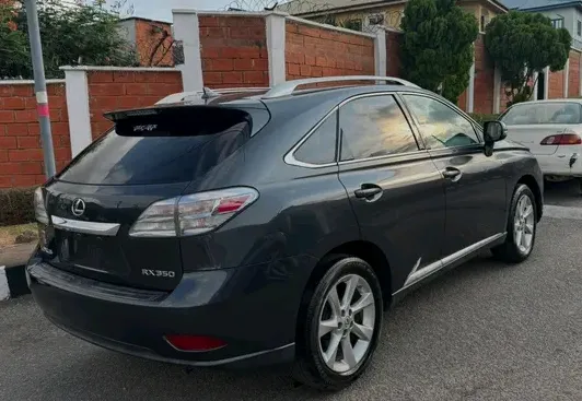 Clean Lexus 
