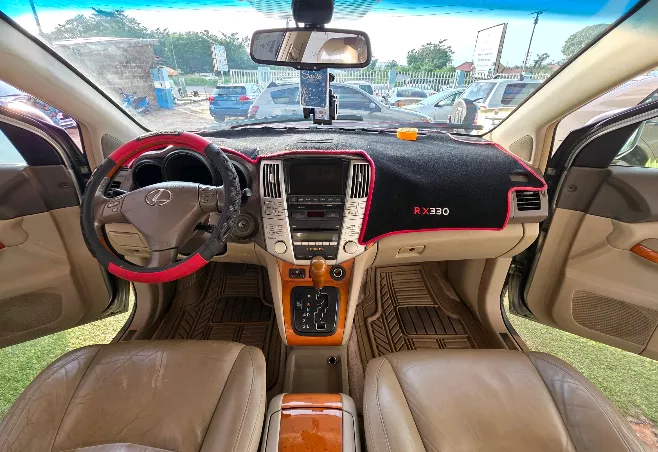 The price is negotiable, contact 07025492103