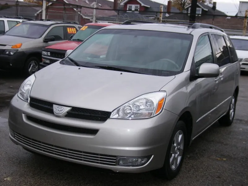 2006 DIRECT TOKUMBO TOYOTA SIENNA 