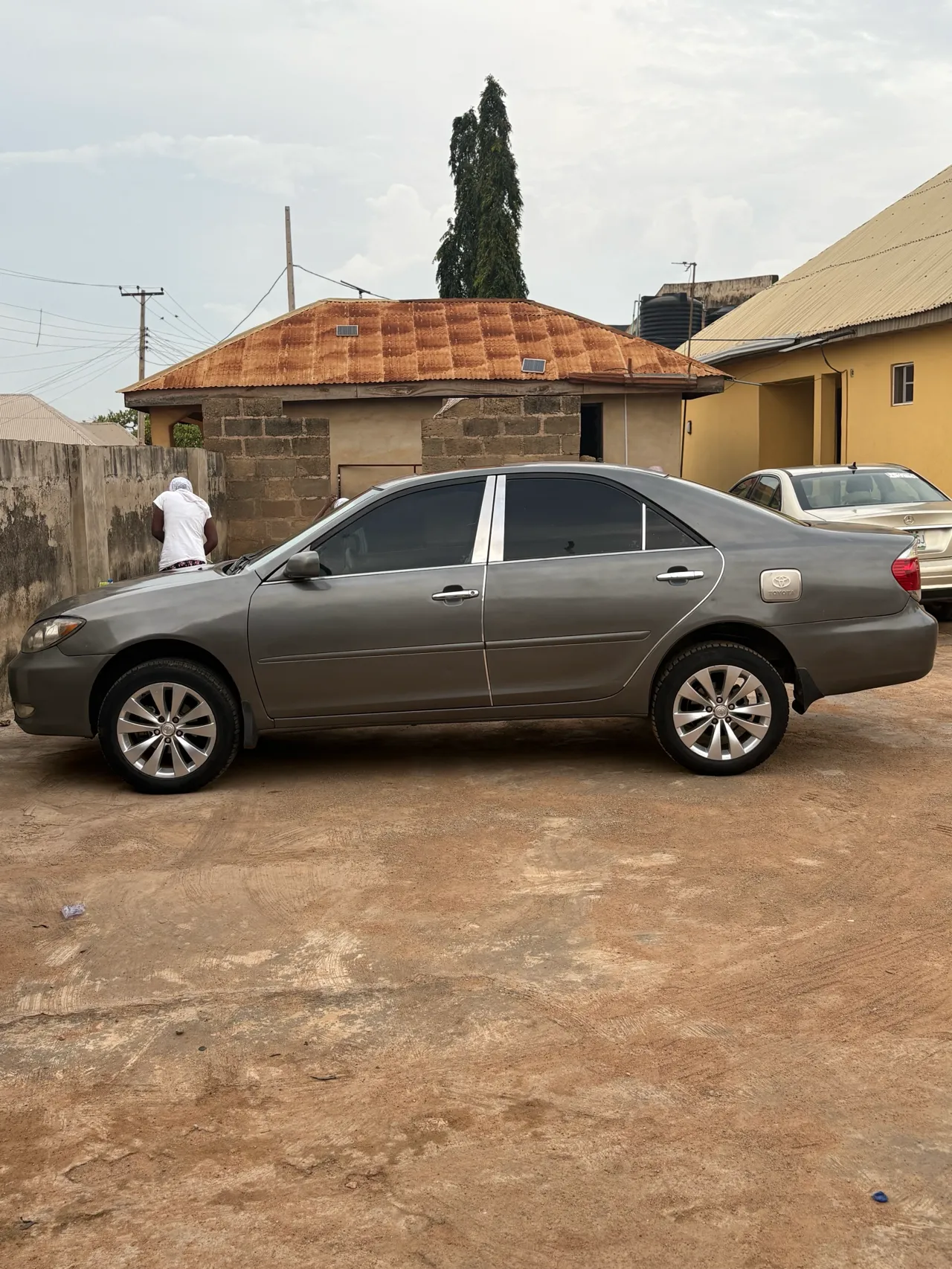 TOYOTA Camry