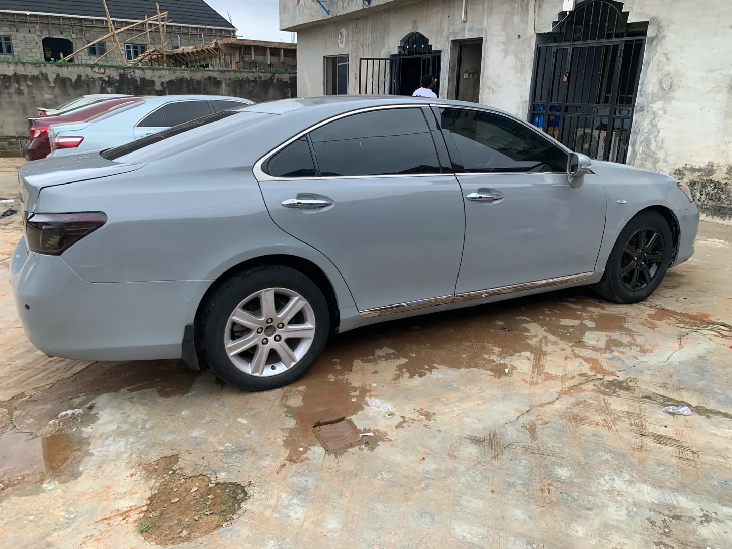 LEXUS ES